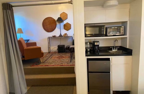 Avila Beach House | "The Treehouse"/studio in oaks. Ocean 6+min. walk