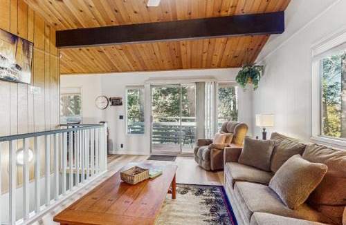 Arrowhead Villas House | The Treehouse