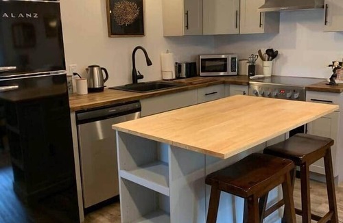 Trinity Apartment | The Trinity Guest Suite, Trinity Guest House