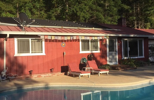 Willow Creek House | The Trinity River Rose, solar heated saltwater pool and hot tub