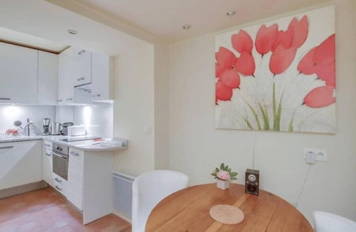 Les Halles Apartment | The Triplex - Cosy & Charming by Mon Petit Faré