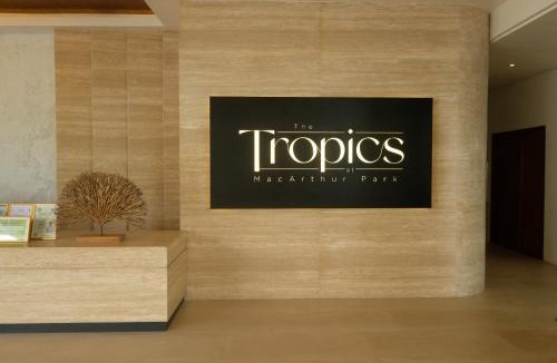 Palo Resort | The Tropics at MacArthur Park Resort and Convention Center