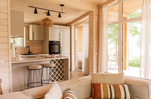 Wilsum Cabin | The true Back-to-Nature feeling with the comfort of today. With a stunning view of the lake!