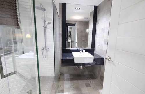 South Pattaya Hotel | The Tung