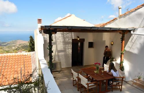 Samothrace House | The twins house