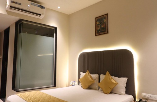 Malad West Hotel | The UBE Residency