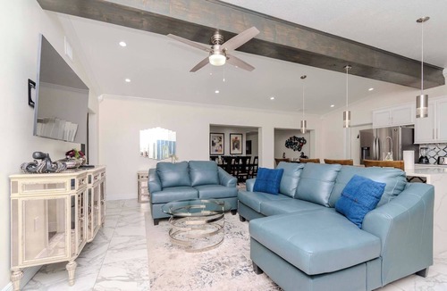 Bayshore Gardens House | The Ultimate Escape-Swim Spa Home - Bradenton, FL