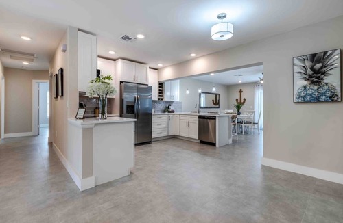 Delray Beach Apartment | The Ultimate Escape 4BR/3BA Pool Home in Delray