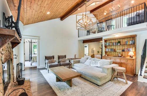 Wiley House | The Ultimate Luxury Retreat on Lake Burton!