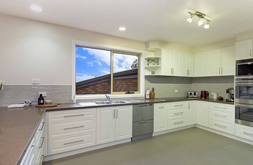 Warrnambool House | The ultimate multi-family riverside living.
