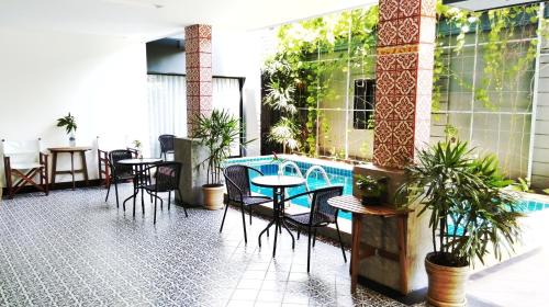 Kamala Hotel | The Umbrella House