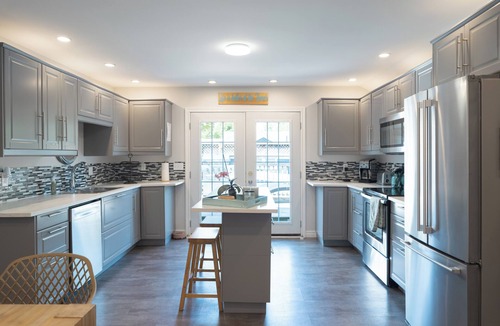 Crystal Beach Condo | The Upper Deck- Beach Access, Passes, Sun + Fun!