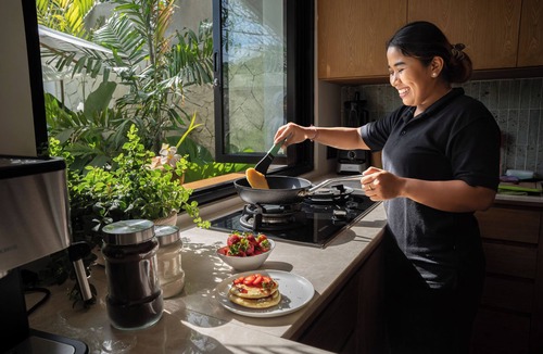Seminyak Villa | The Urban Retreat Villa-3 Bedroom, Private Pool Villa in Seminyak w.Butler/cook