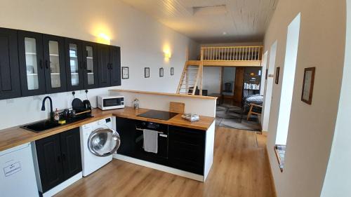 Unst House | The Uyeasound Old Pier Cottage