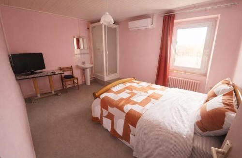 Chalus Hotel | The Val Hotel