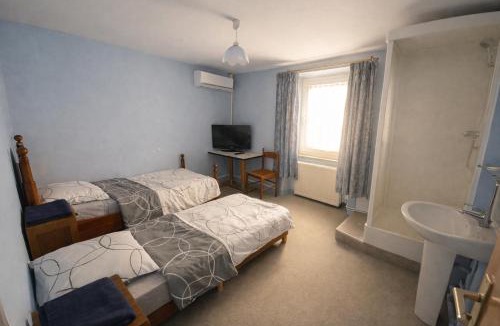 Chalus Hotel | The Val Hotel