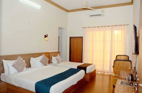 Sariska Hotel | The Vanashv