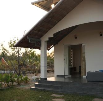 Munroe Island House | The Varghese Beth