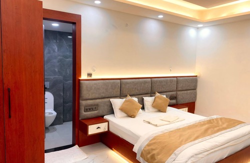 Haraiya Hotel | The Vatika Paradise