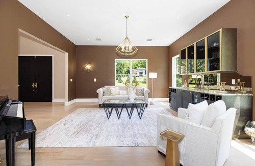 Saddle River House | The Velvet Pearl Estate Hosted by Stayshores