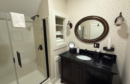 Hampton House | The Victoria Inn