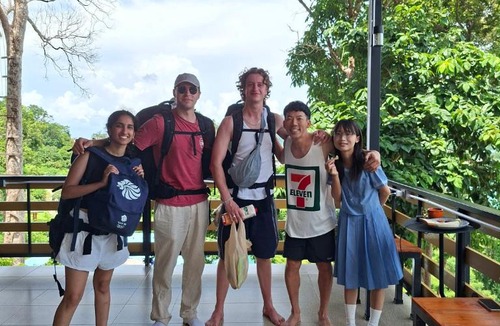 Ko Phi Phi Hostel | The view Hostel