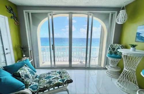Estate East Street Condo | The View ll!