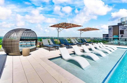 Buzzard Point Apartment | The View - Navy Yard Washington DC