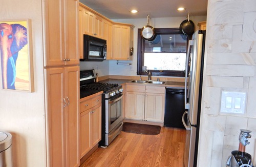 Rabbit Creek House | The View, within Anchorage city limits, offers the most amazing Alaskan vistas.