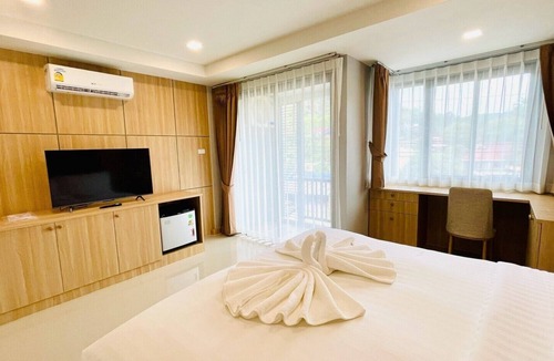 Ao Nang Hostel | The Village Poshtel