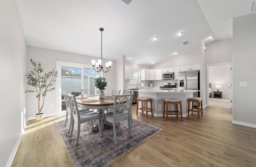 Okahumpka House | The Villages, enjoy a new 3-bedroom home in centrally located Well Point.
