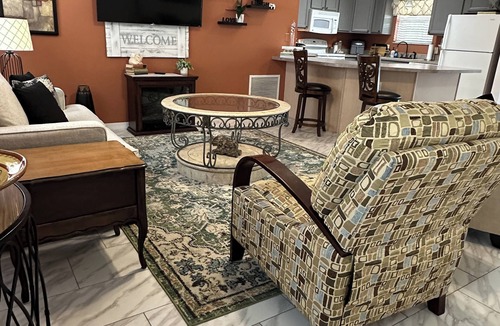 Sanibel House | The Villages FL Community w/Elec. Golf Cart. Restaurants, Shopping & Hospitals.