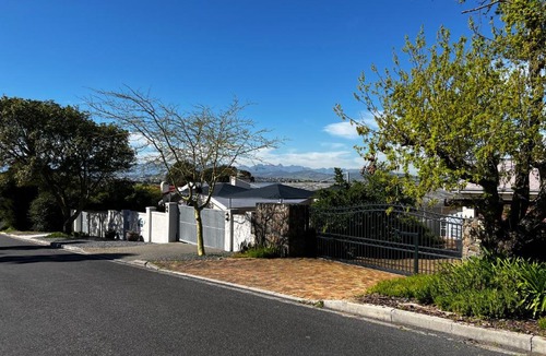Bellville Apartment | the Vine