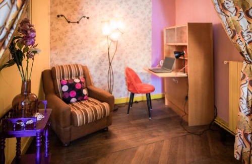 Saint-Calais Apartment | The Vintage Bed and Broc'