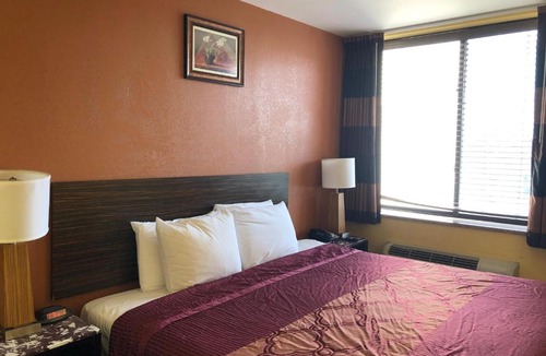Brooklyn Hotel | The Vue Express @ 39th Street