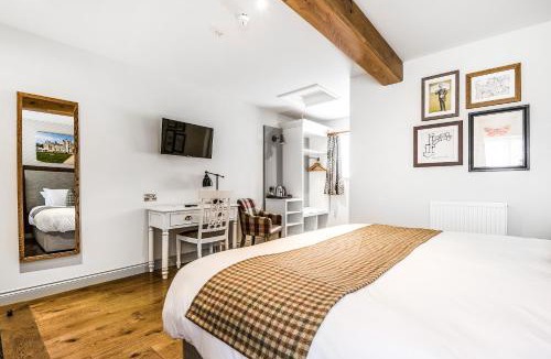Boldre Bed & Breakfast | The Walhampton Arms
