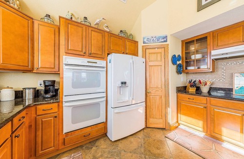 Colington House | The Watch Tower - KDH MP 6.5, Ocean View, 12 Yds to Beach, Pool, Hot Tub, Tiki Bar, Flex Stays