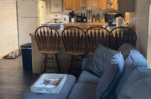 Smithfield Cottage | The WATERING HOLE...Cozy cottage with AMAZING sunsets on North Pond!