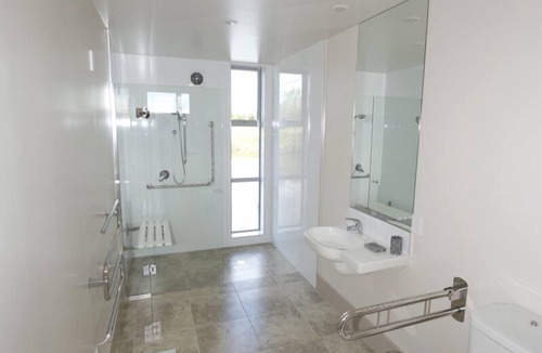 Tasman Bed & Breakfast | The Waters