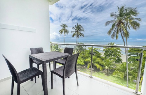 Bejuco Condo | The Wavefront Beachfront Condo
