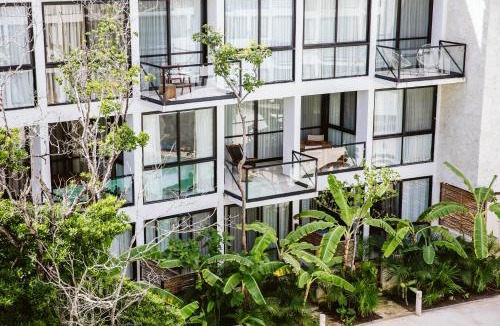 Tulum Hotel | The Waves Tulum by BNB Experience