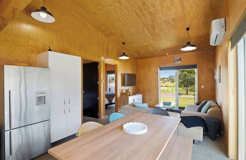 Omaha House | The Weekender - Omaha Holiday Home