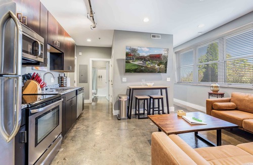 Roanoke Apartment | The West End Flats