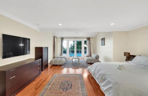 West Vancouver House | The West Vancouver Getaway Estate 5 Bedrooms