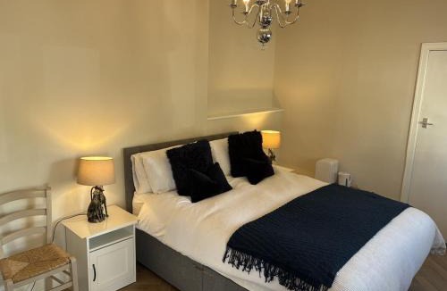 Baildon Apartment | The Westgate Rest