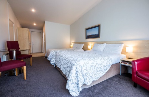 Fox Glacier Hotel | The Westhaven Motel