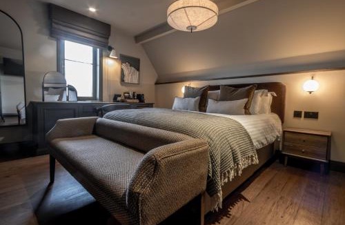 Ben Rhydding Hotel | The Wheatley Arms