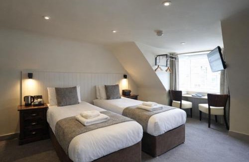 Oban Hotel | The Whisky Vaults