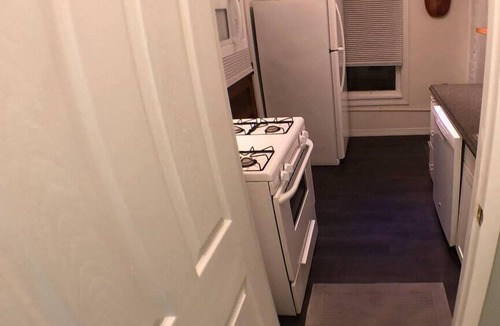 University District Apartment | The White Brick Studio @ OSU & Short North