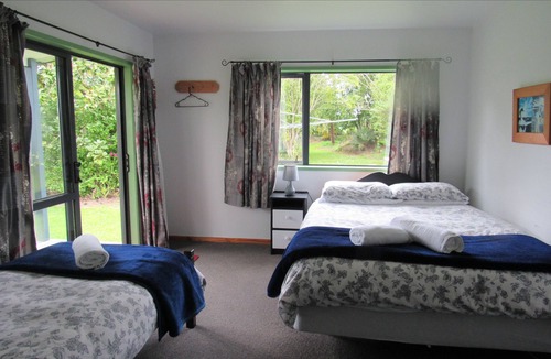Motueka Hostel | The White Elephant Accommodation - Hostel